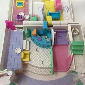 Vintage Polly Pocket Children’s Hospital